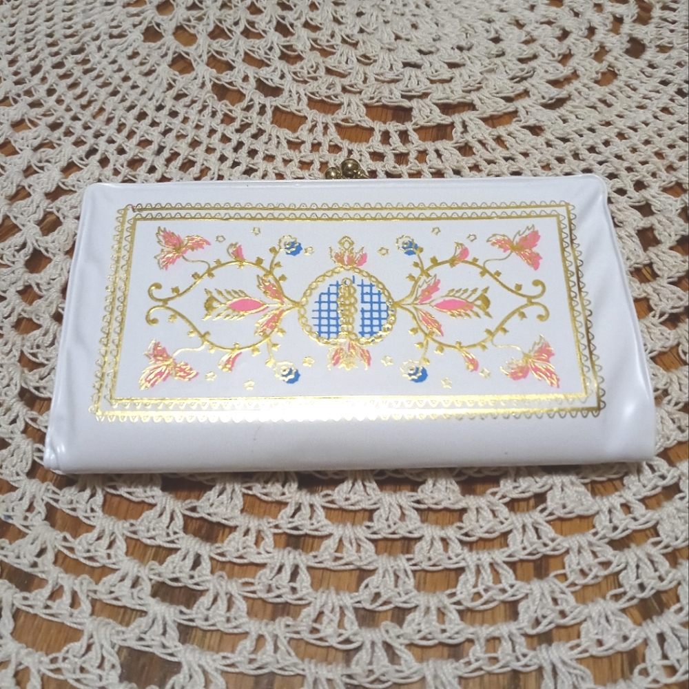 Vintage white clutch wallet - Picture 2 of 6